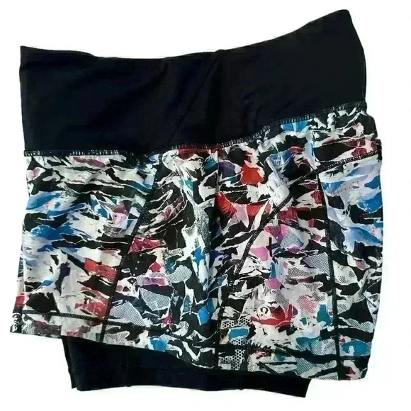 Lululemon Run Times Short II *4" Size 6 - Picture 3 of 8